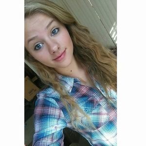 Meet your Posher, Hailey